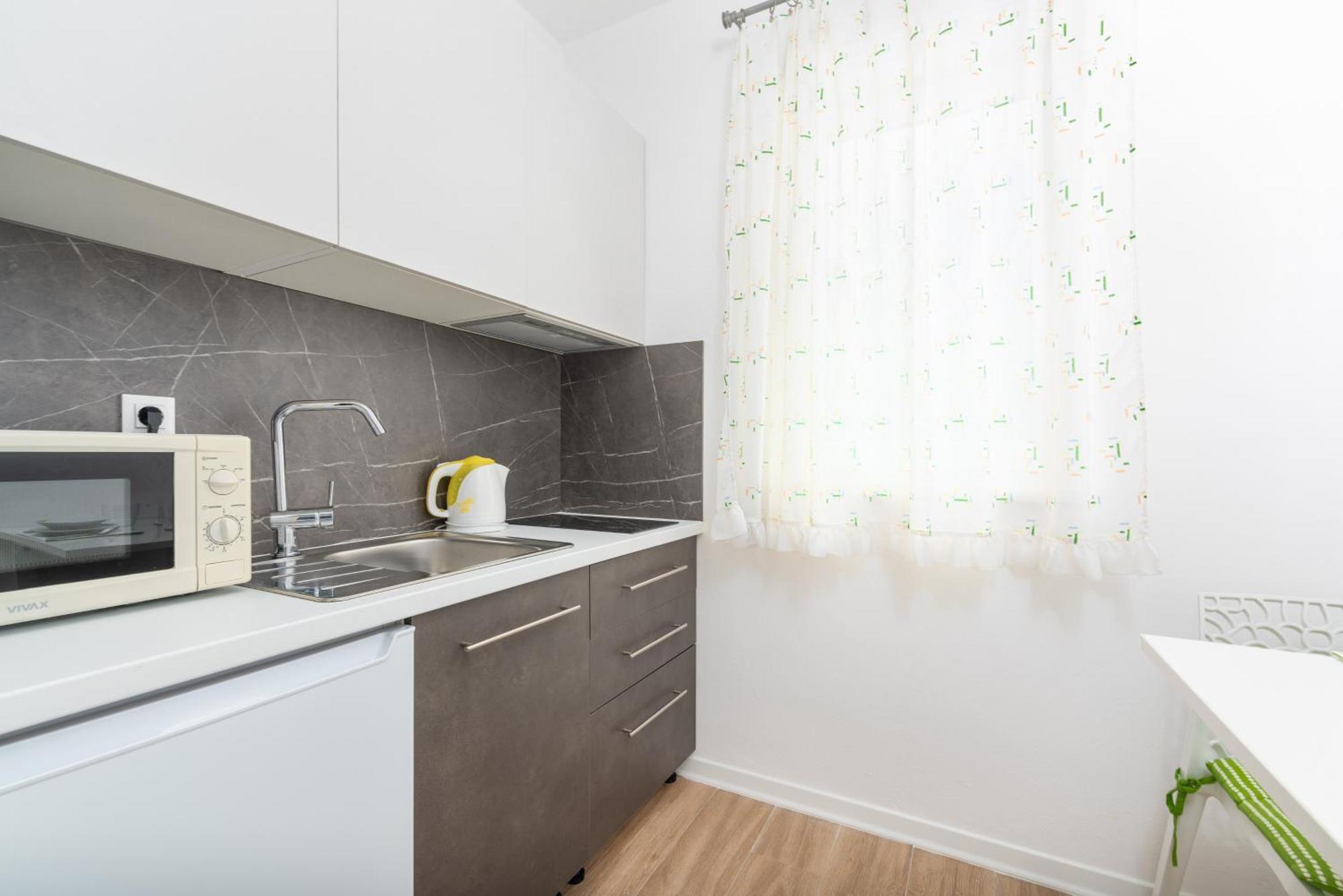 Apartments Viktor Porec Bagian luar foto